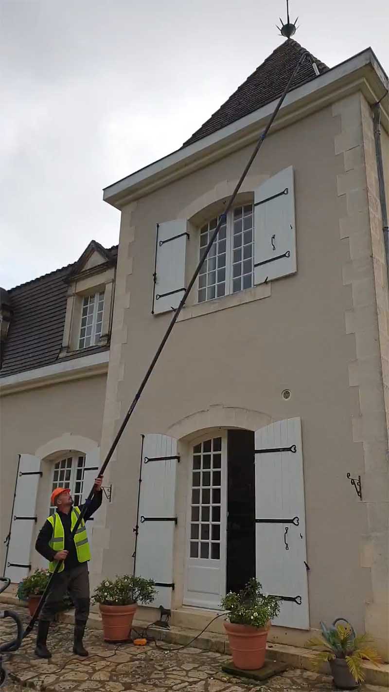 Gutter inspection and cleaning SkyVac